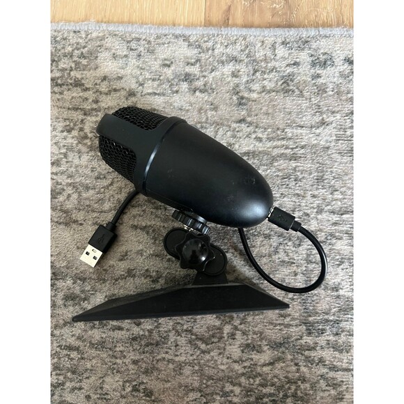 Insignia USB Microphone Model NS-CBM19 - Picture 7 of 9